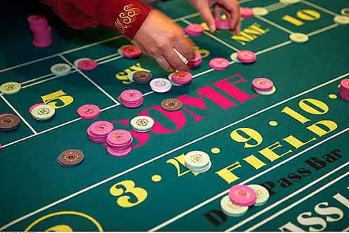 https666 Baccarat Live Table တွင် မြန်မာကစားသမားများ Real Dealer နှင့် ကစားနေသောမြင်ကွင်း